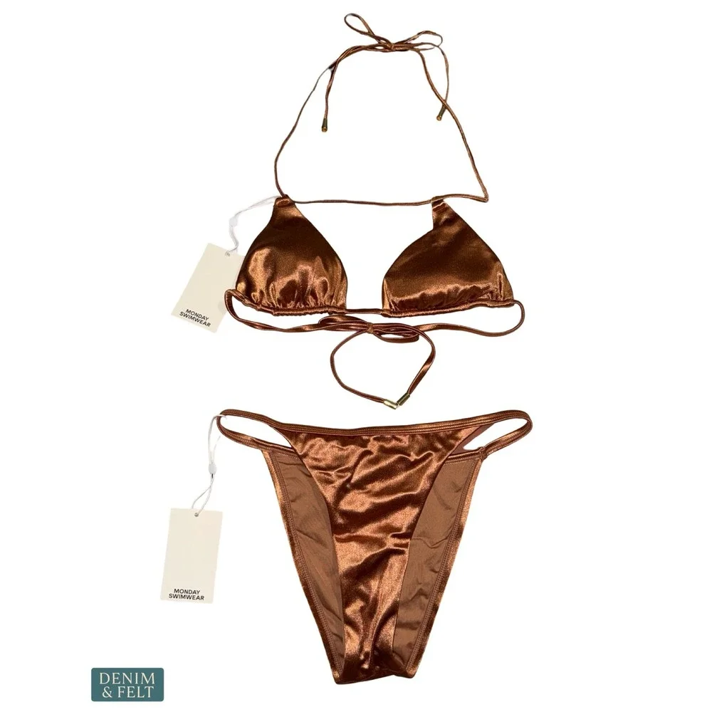 Monday Swimwear size top